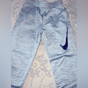 Boys Nike pants size Medium